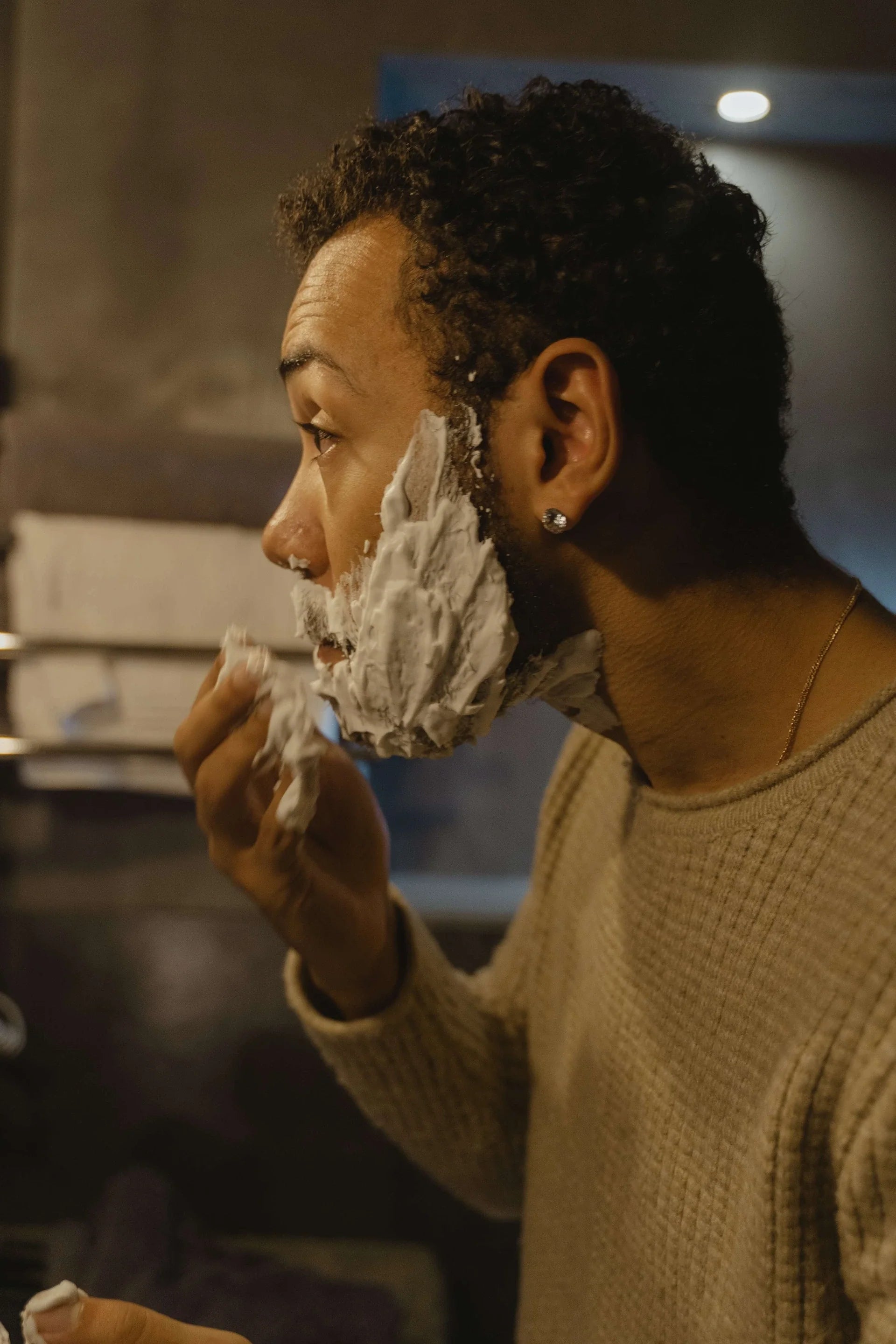 Shaving Cream vs Shaving Gel: Which Is Right For You?